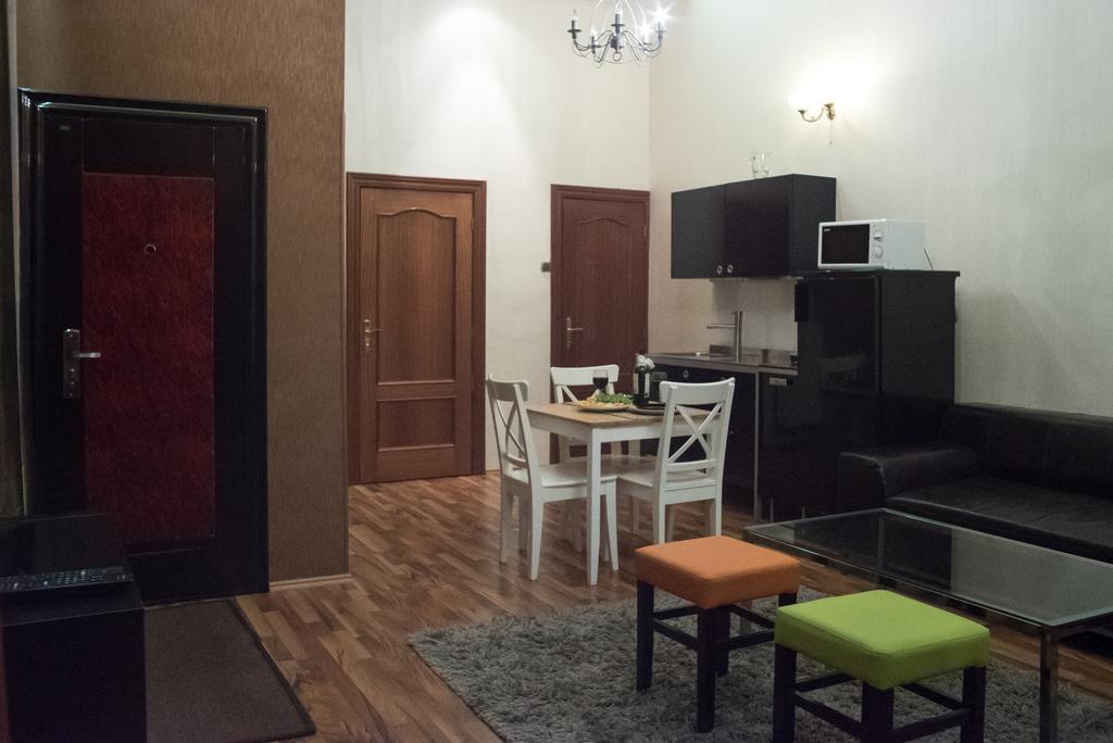 Inviting Flat In The Heart Of Town Apartment Budapest Exterior photo