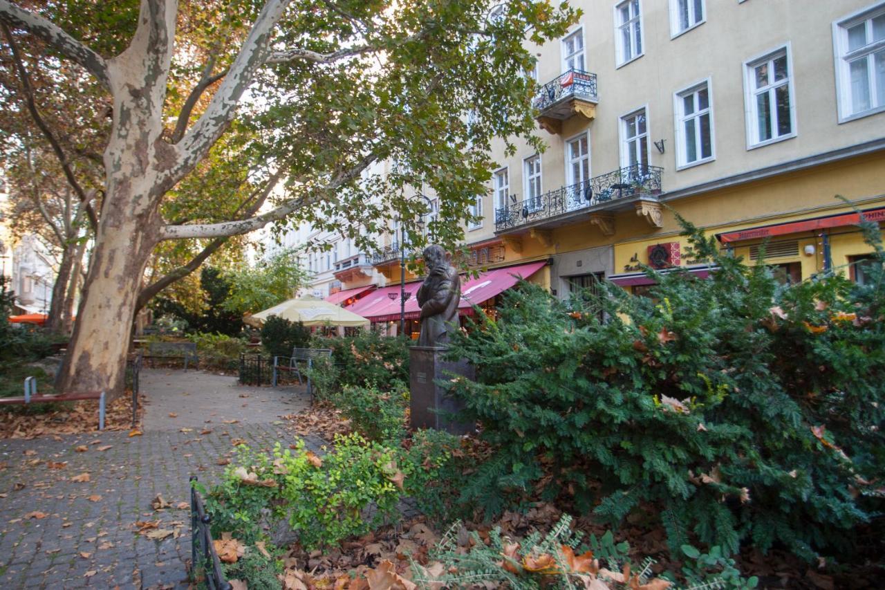 Inviting Flat In The Heart Of Town Apartment Budapest Exterior photo